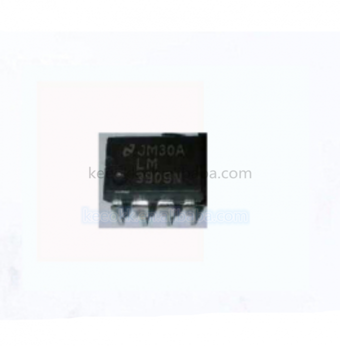 LEDの自動点滅装置の発振器のマイクロ制御回路LM3909N ICはLM3909 0を欠く